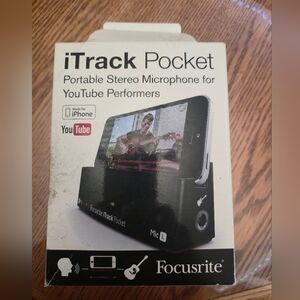 iTrack Pocket Portable Stereo Microphone - Black